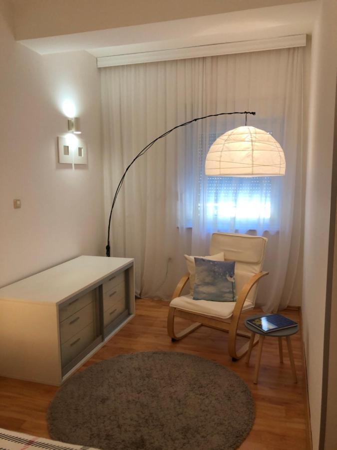 Apartment Natasa Palit Esterno foto