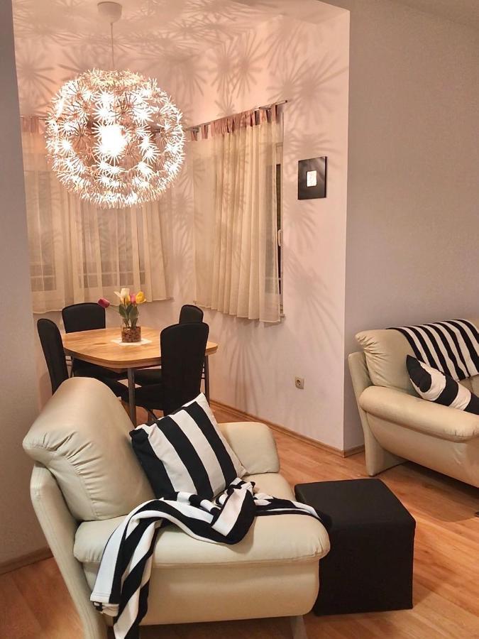 Apartment Natasa Palit Esterno foto