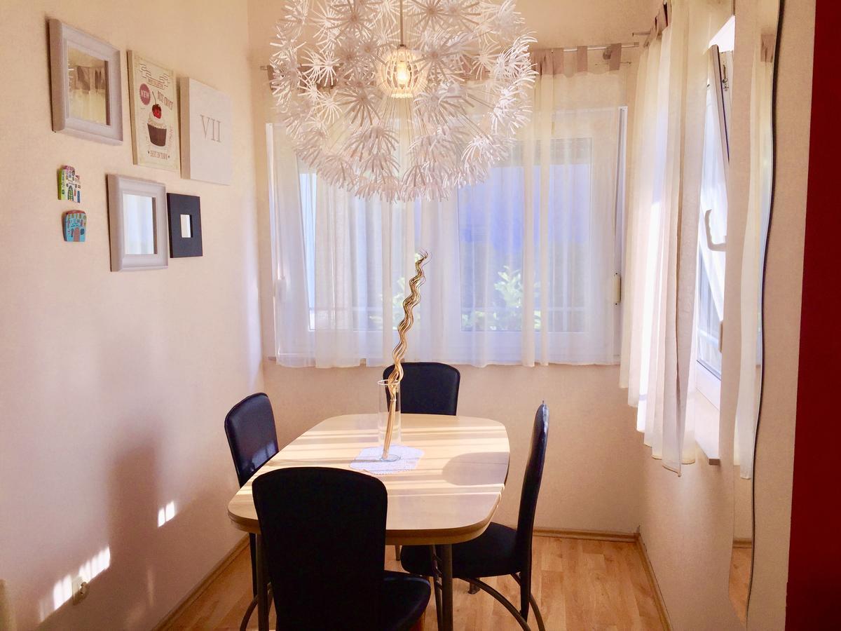 Apartment Natasa Palit Esterno foto