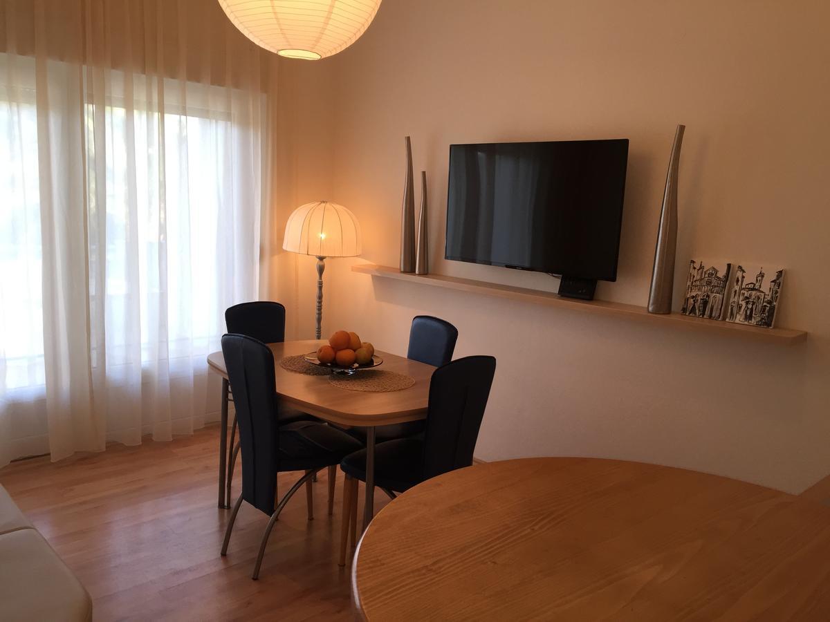 Apartment Natasa Palit Esterno foto